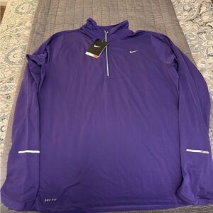 Nike Women’s Long Sleeve Quarter Zip